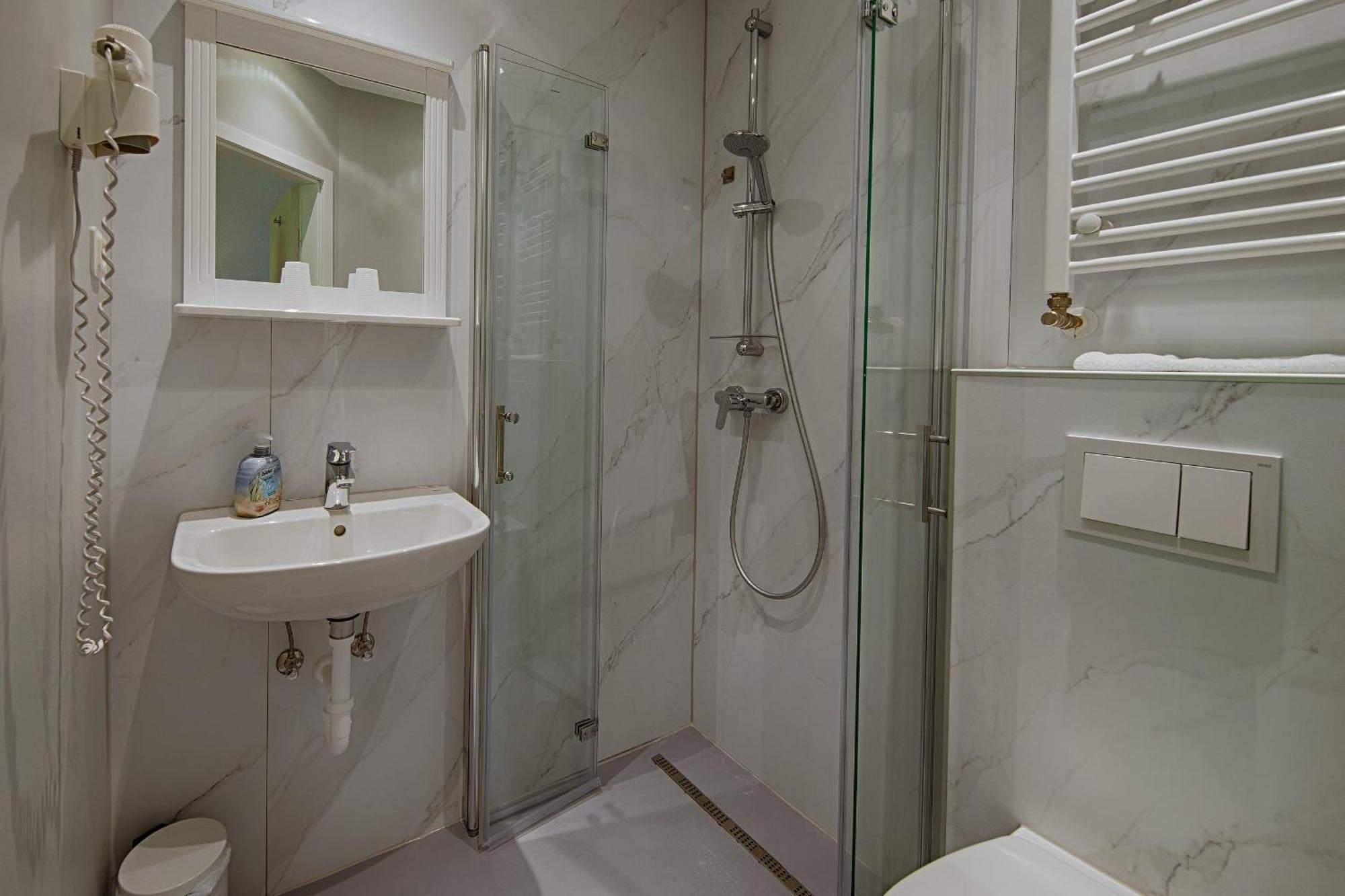 See Hotel Karlslust Chalets Storkow  Eksteriør bilde