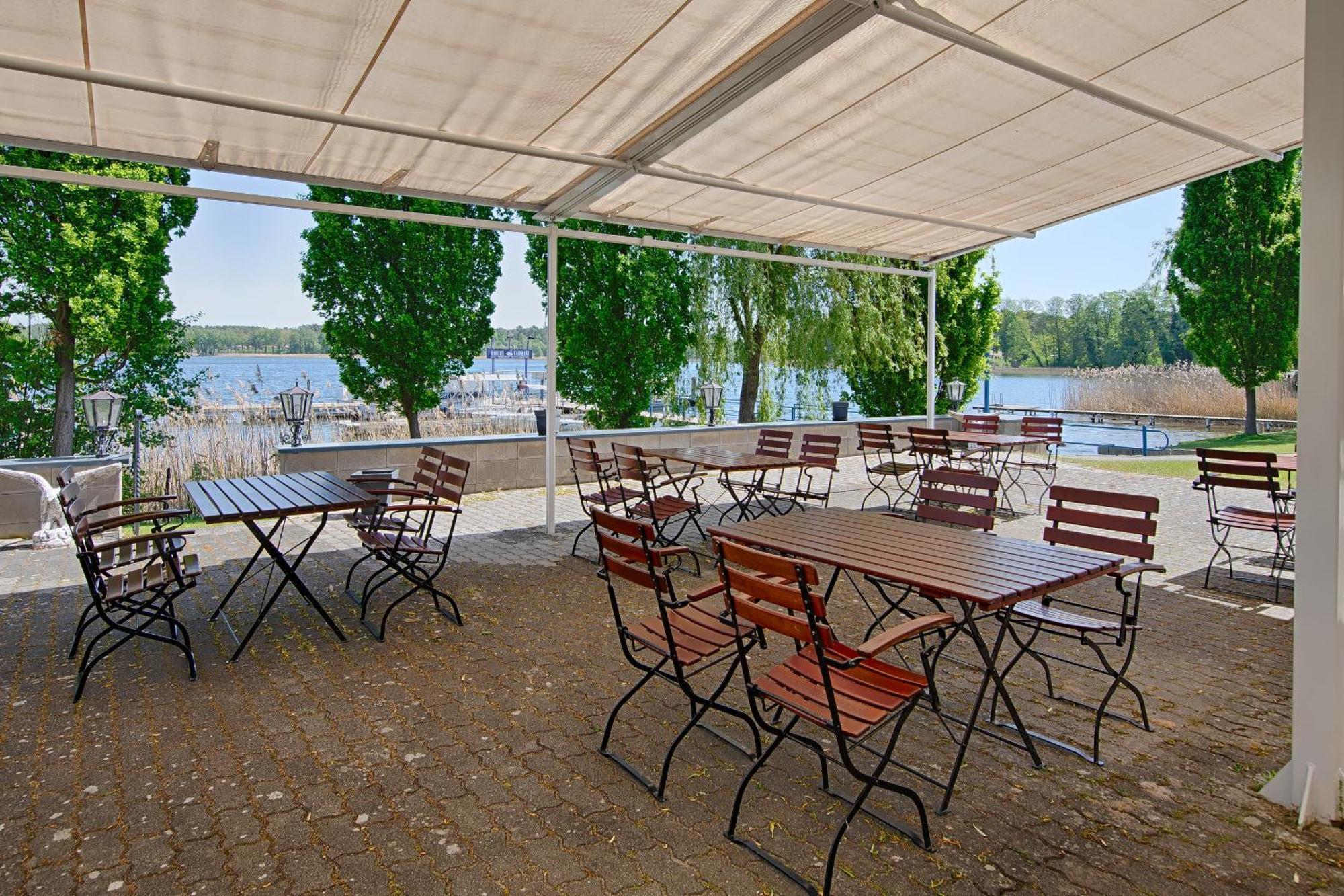 See Hotel Karlslust Chalets Storkow  Eksteriør bilde