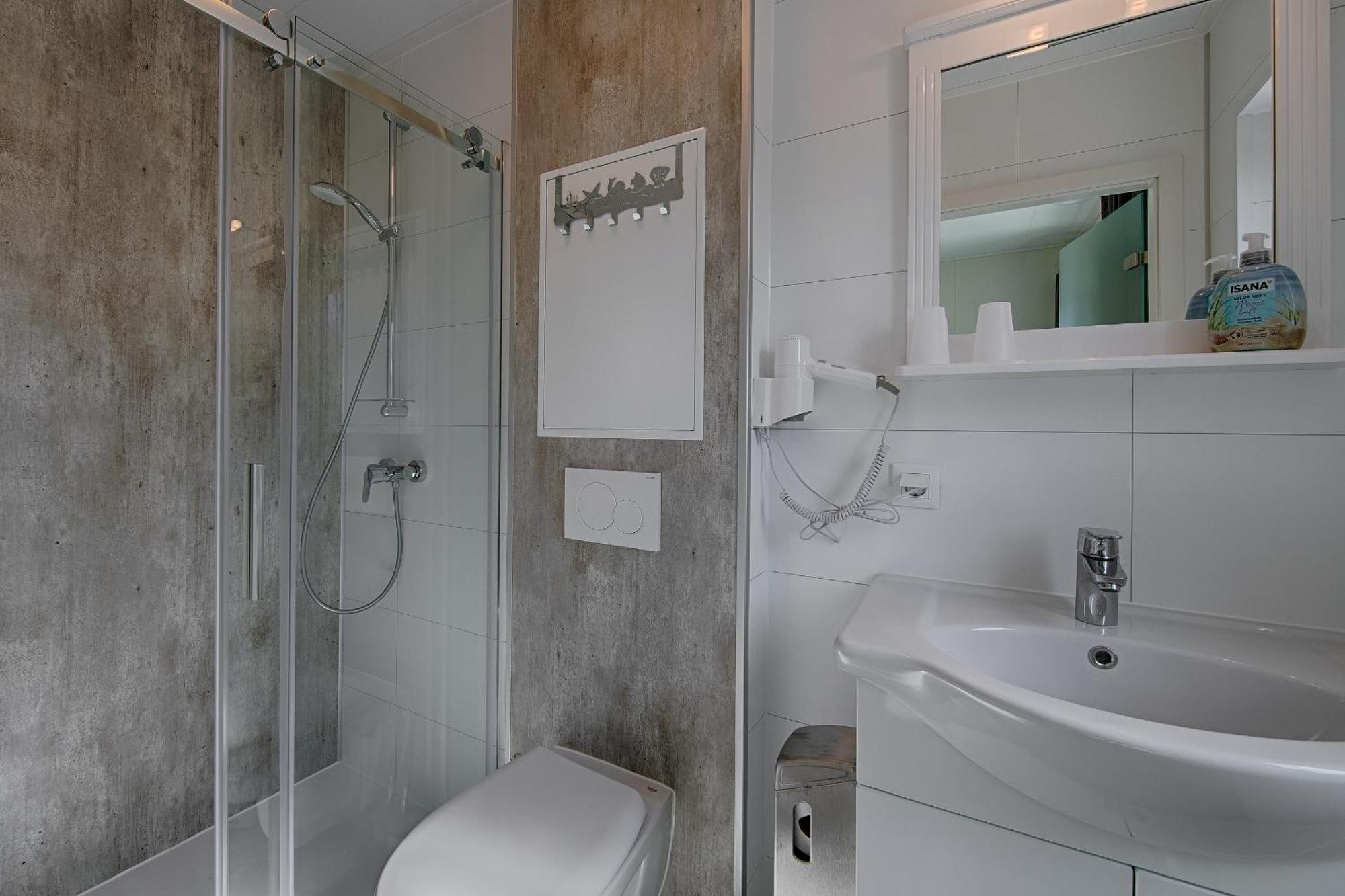 See Hotel Karlslust Chalets Storkow  Eksteriør bilde